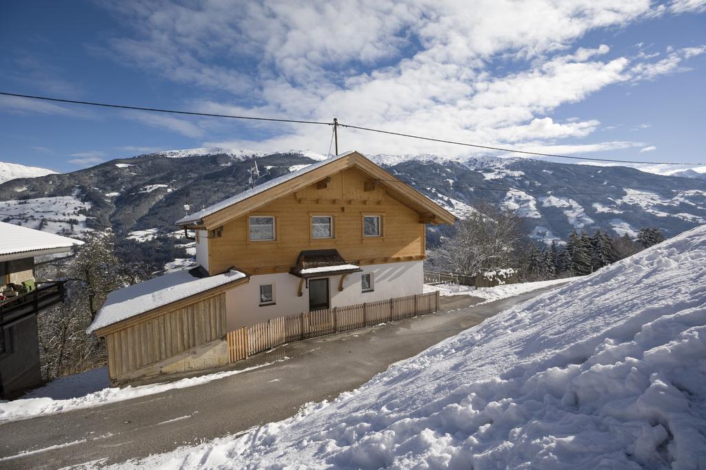 Bergchalet Emberg Mit Sauna Aschau Im Zillertal エクステリア 写真